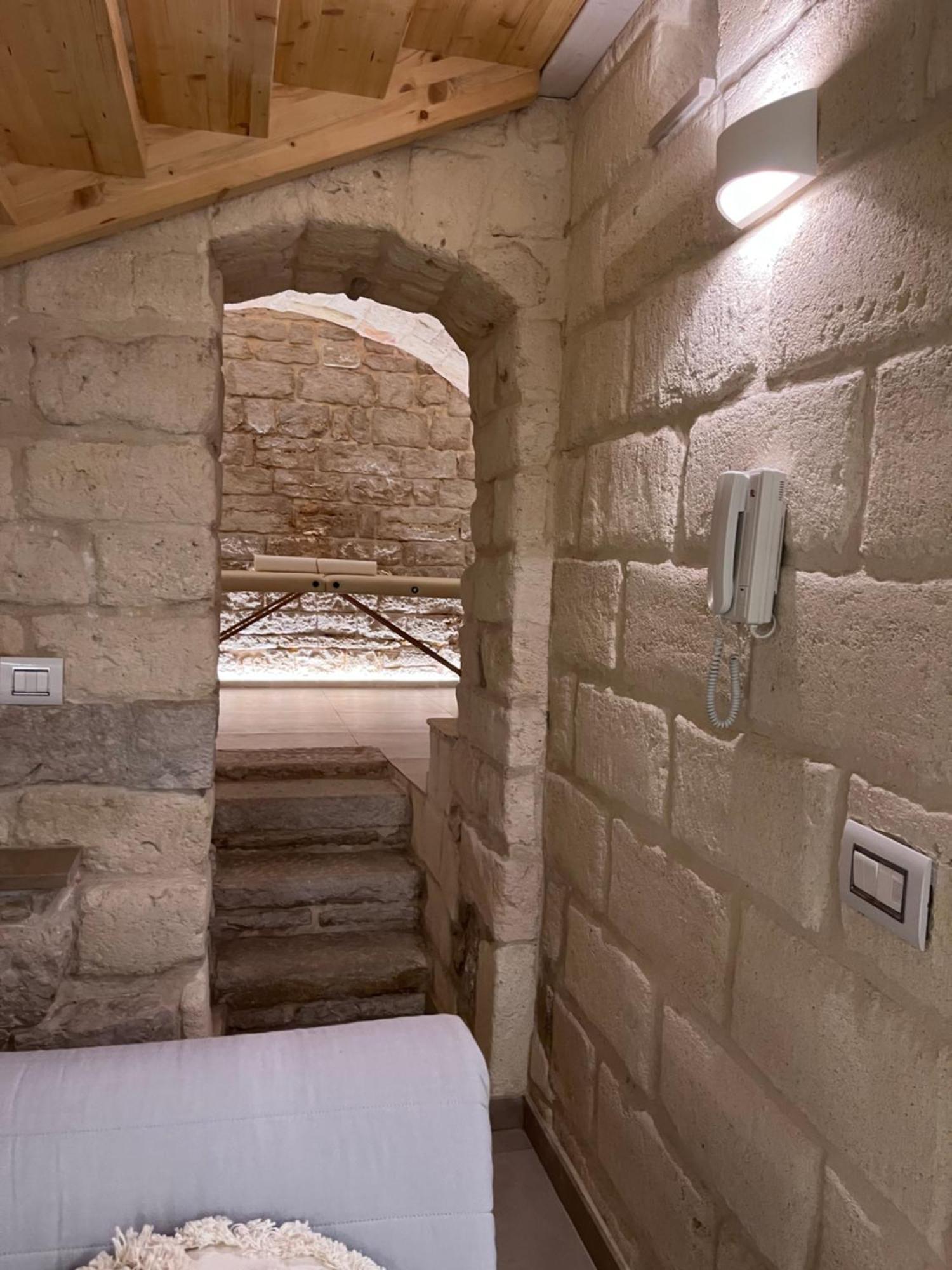 Epoca Suite House Trani Exterior foto